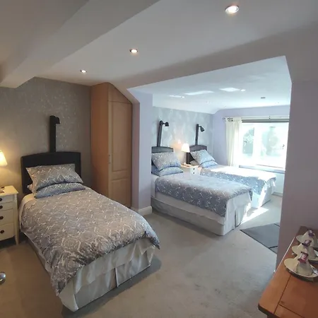 Marie's Bed & Breakfast 3*